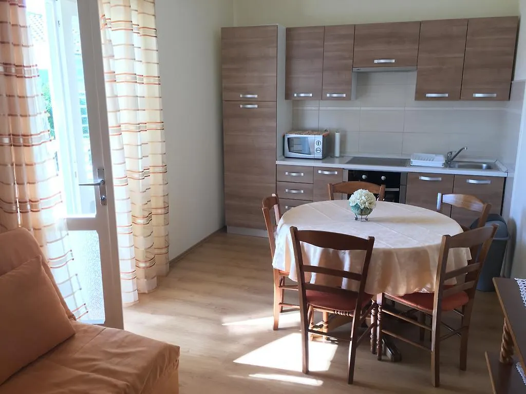 Apartment Biserka Barbat na Rabu