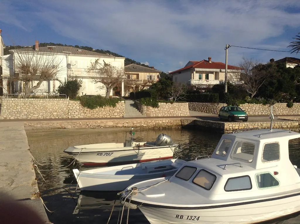 Apartment Biserka Barbat na Rabu