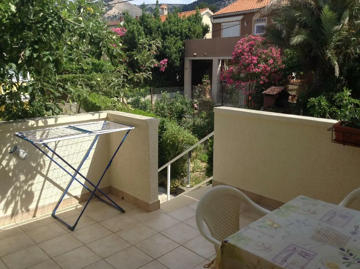 Apartment Biserka Barbat na Rabu Croatia