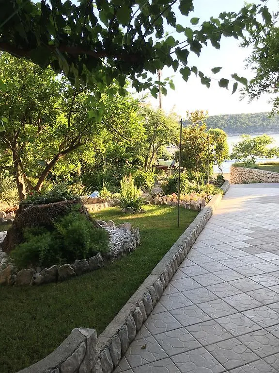 Apartment Biserka Barbat na Rabu Croatia